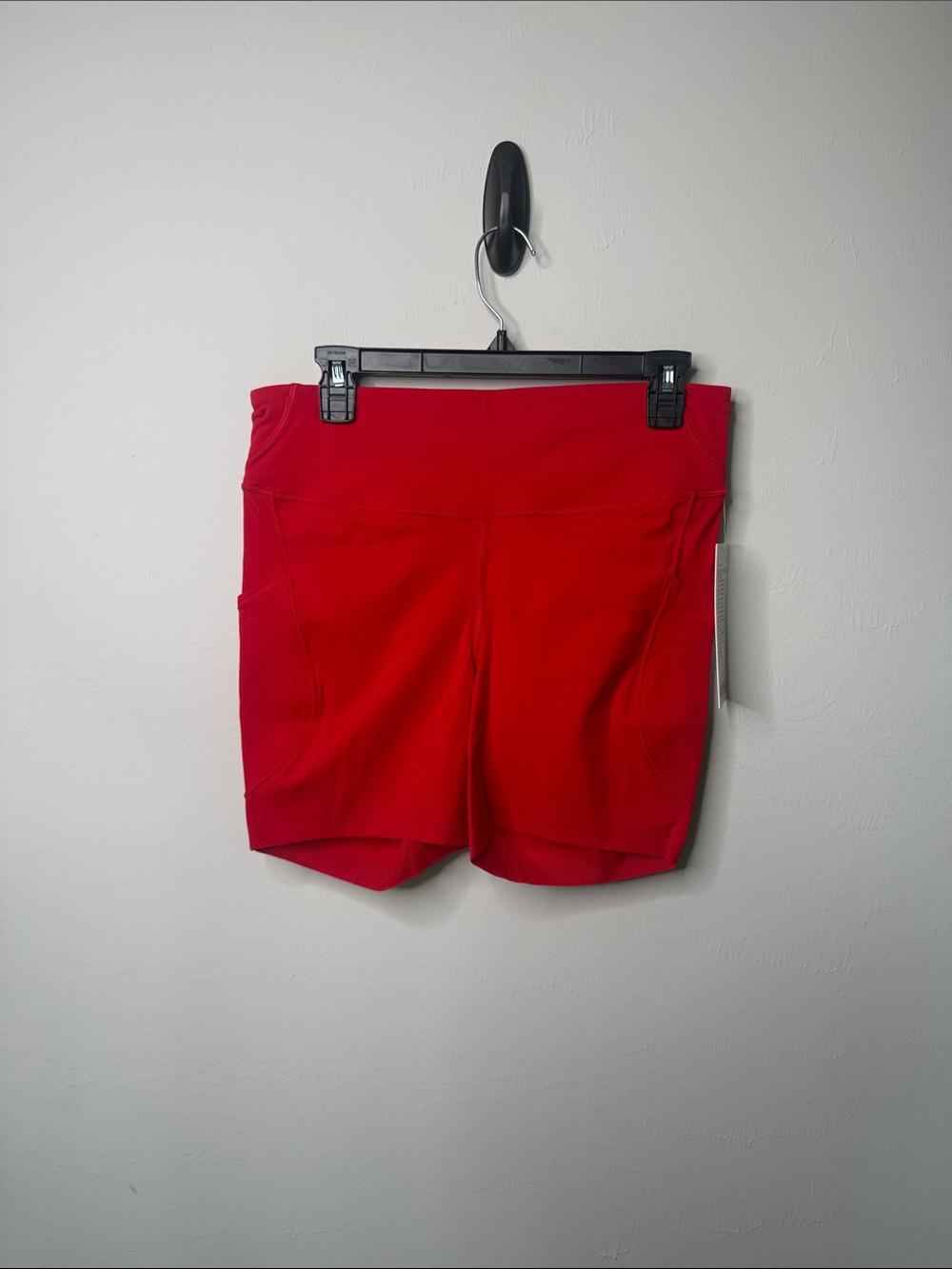 Lululemon Fast and Free Short 6” *pockets